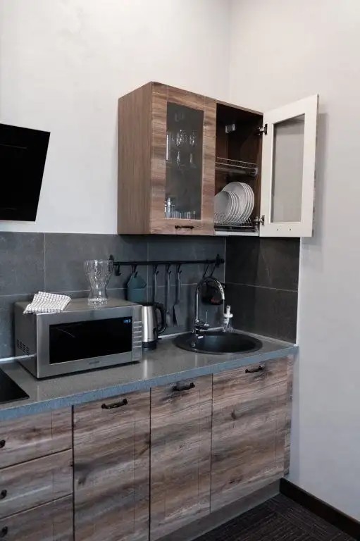 BUSINESS RESIDENCE