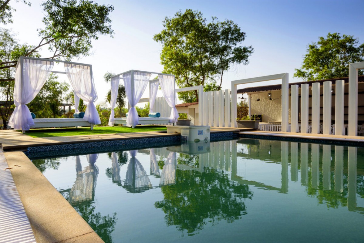 WHITE WOODS RESORT & SPA