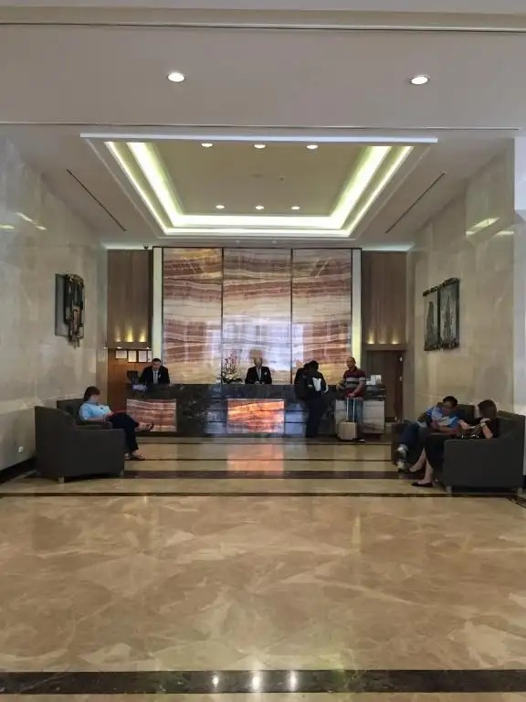 THE ARNOMA HOTEL