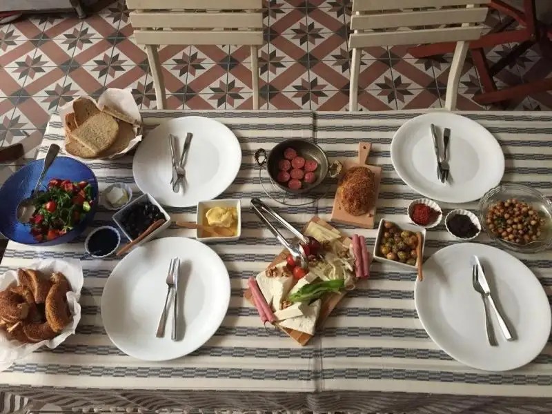 TOM SQUARE BOUTIQUE HOTEL