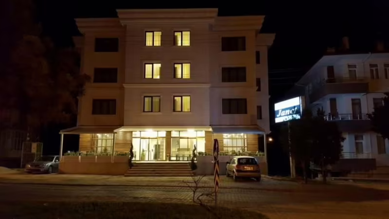 JANET HOTEL