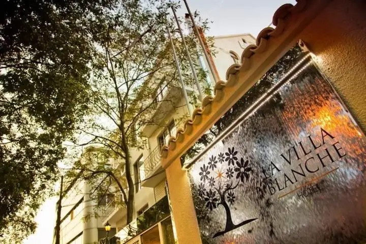 LA VILLA BLANCHE