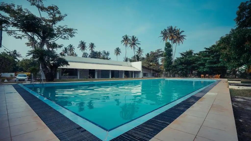 POLHENA REEF GARDEN