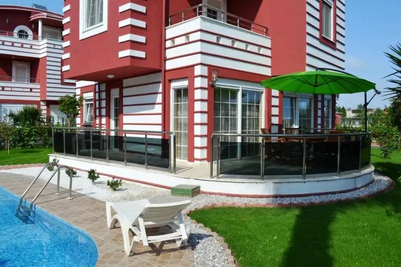 HAPPY LAND GOLF VILLAS