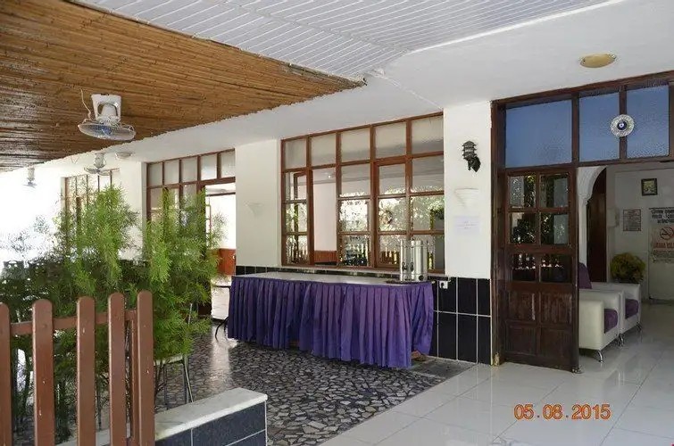 CEMRE HOTEL