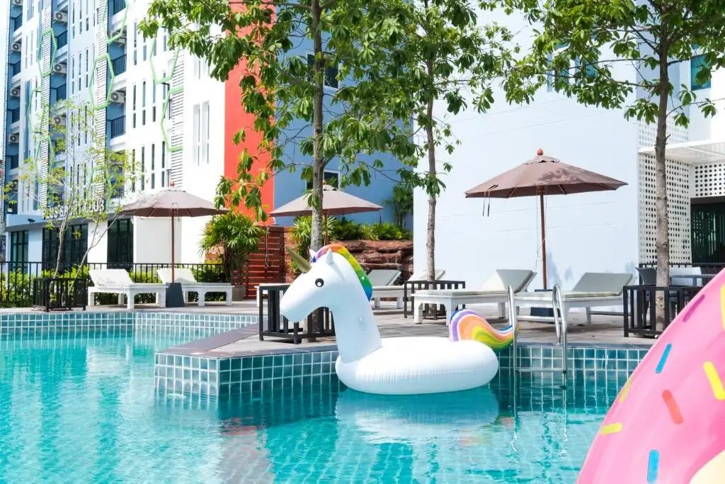P PLUS HOTEL