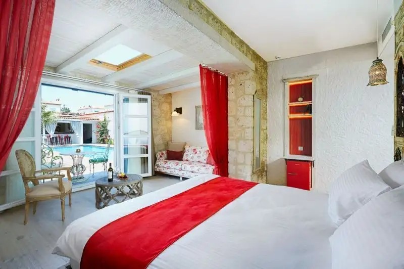 ALAKAPI HOTEL