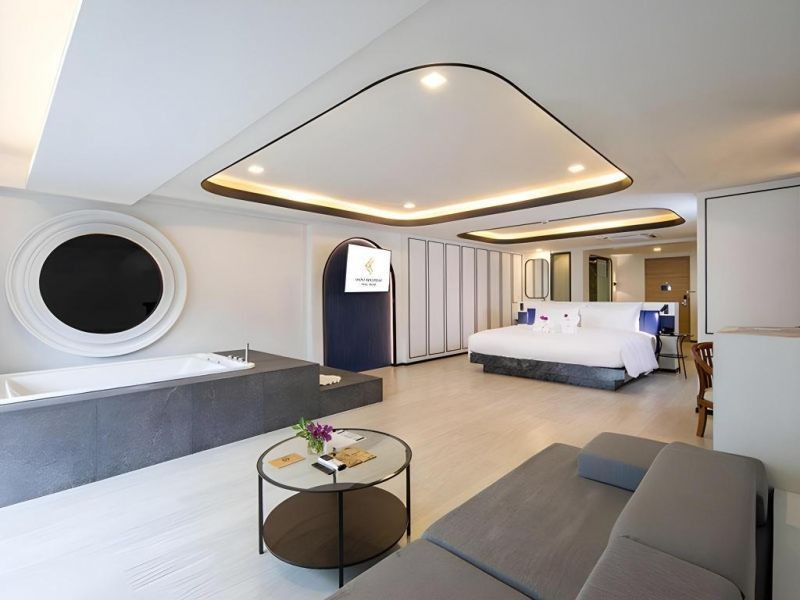 oceanfront suite