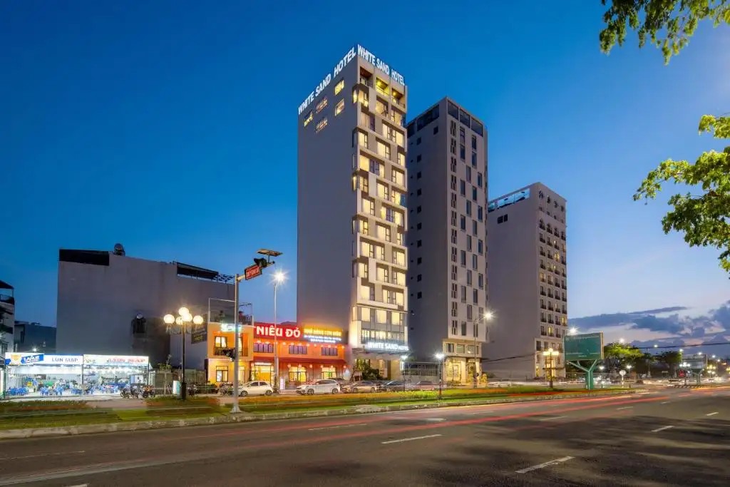 WHITE SAND HOTEL & APARTMENT