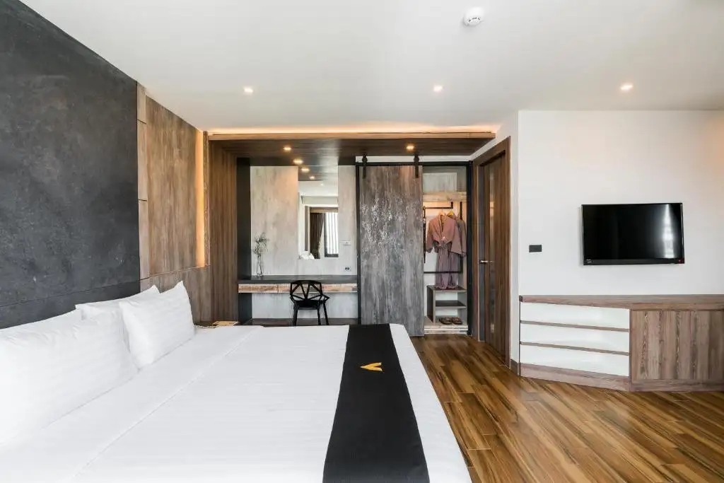 ACQUA HOTEL PATTAYA