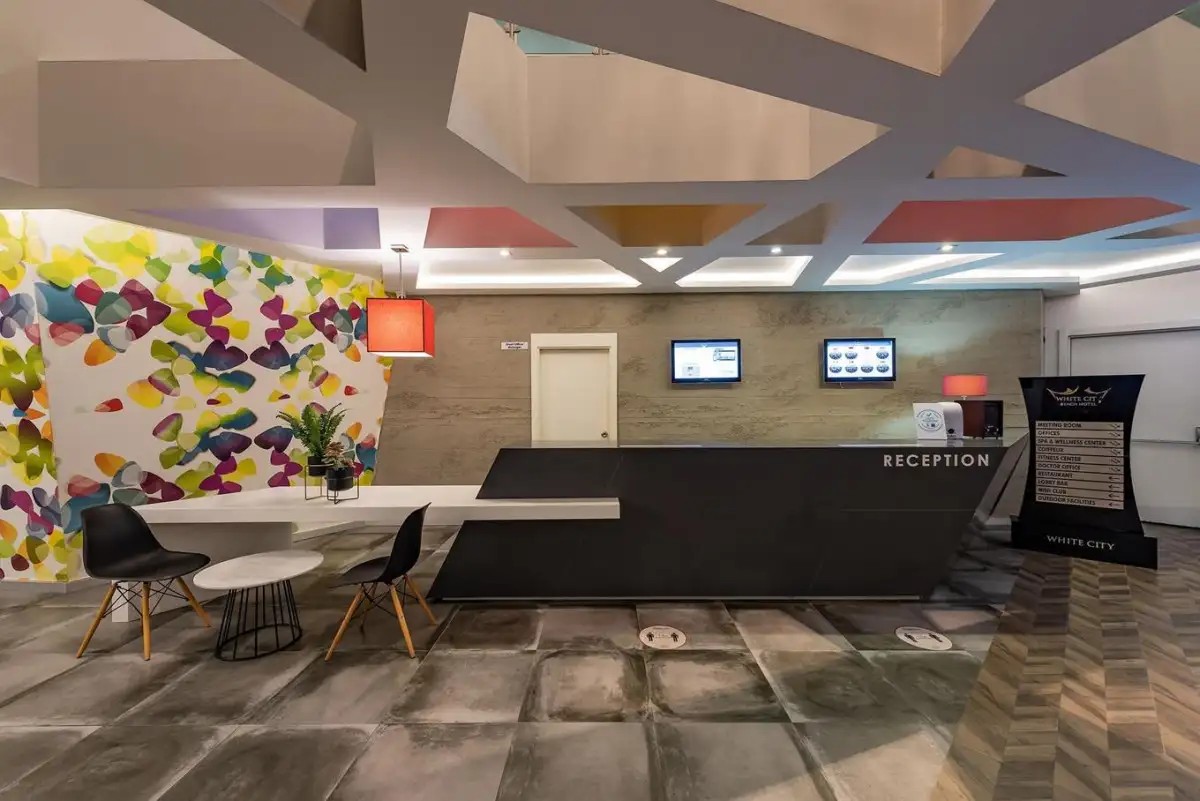 WHITE CITY BEACH ADULTS ONLY 16+