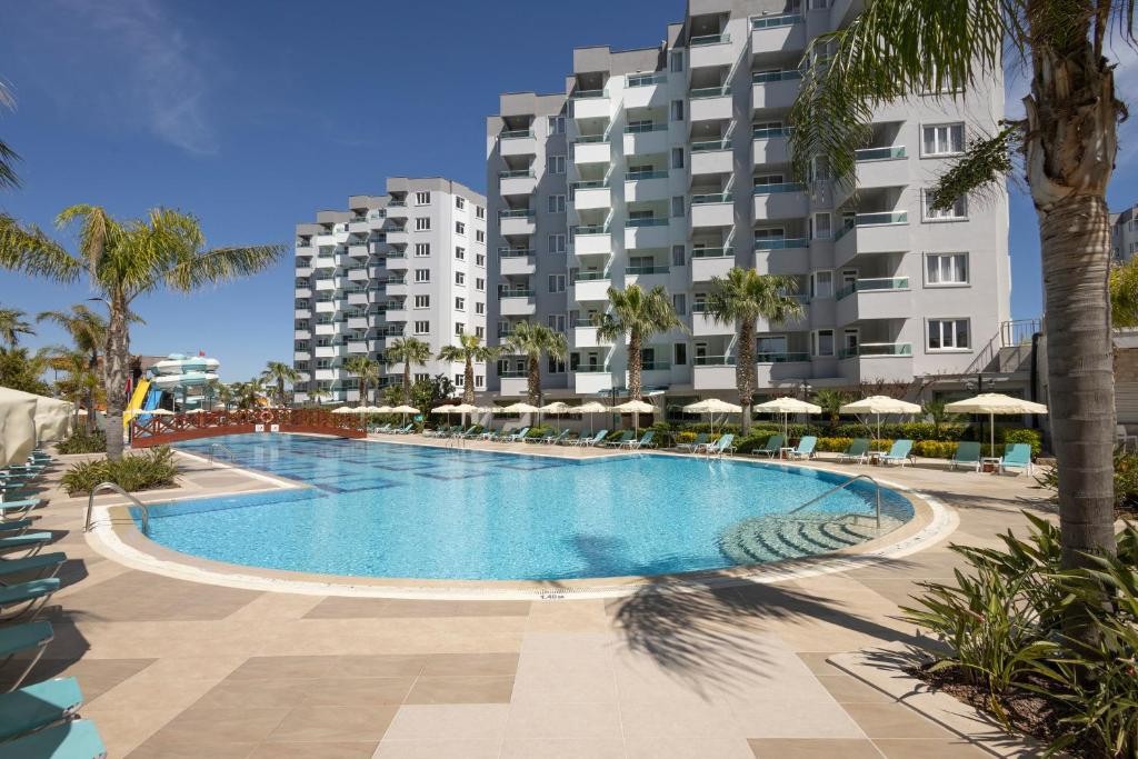 WYNDHAM GARDEN LARA (EX. LARA FAMILY CLUB)