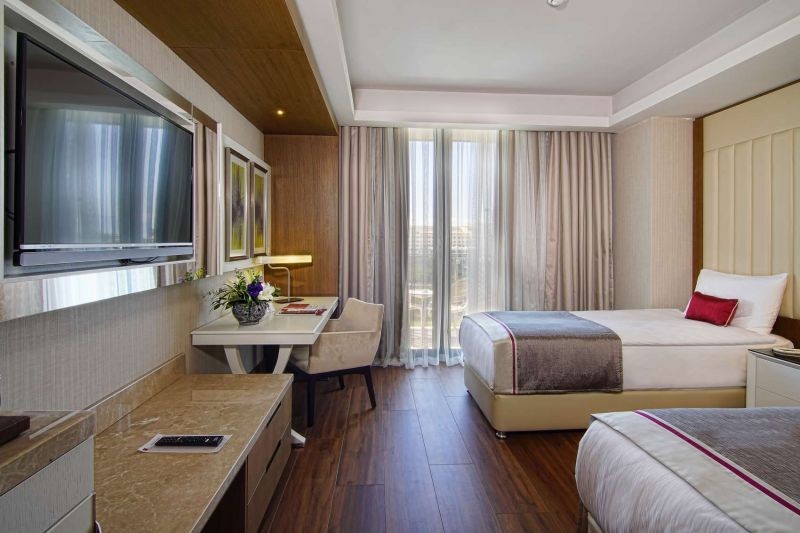 family suite sea view