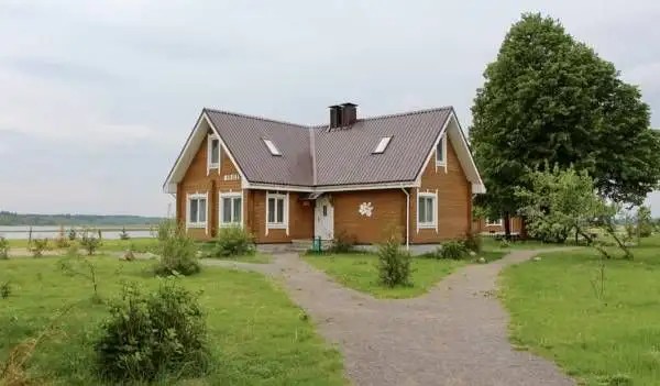 КВЕТКИ ЯБЛЫНИ