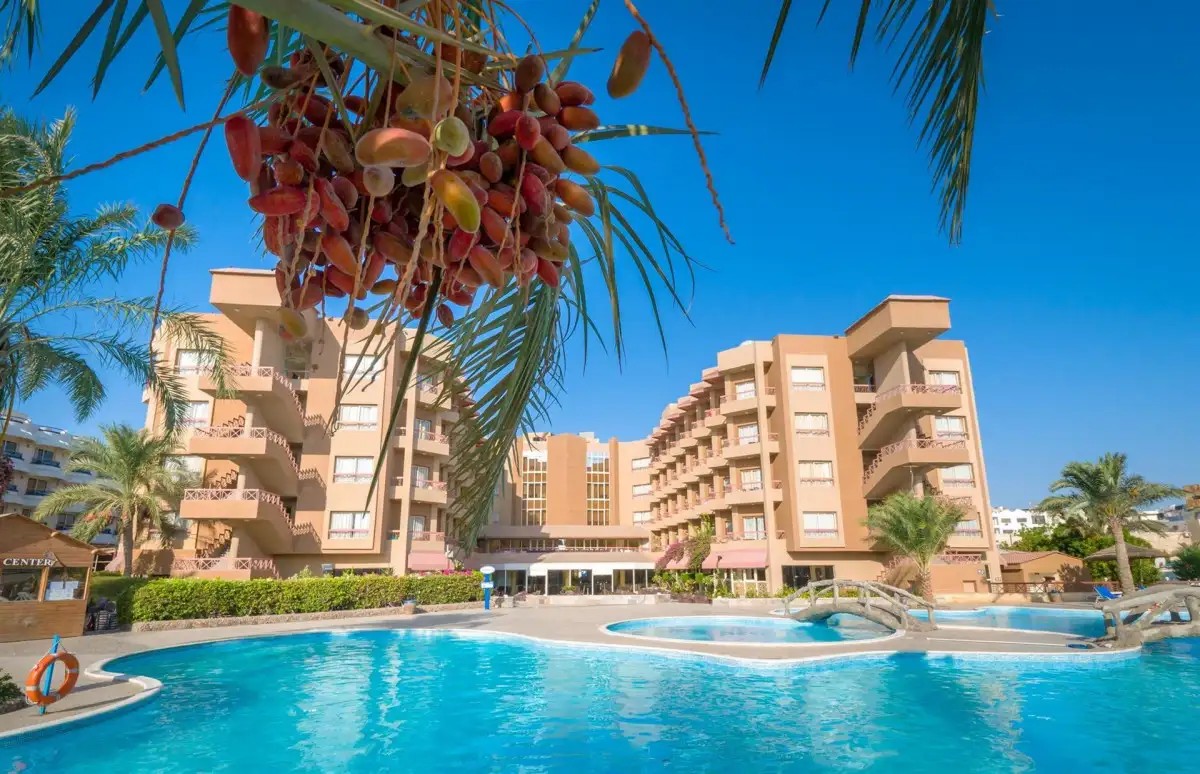 SEAGULL BEACH RESORT & CLUB
