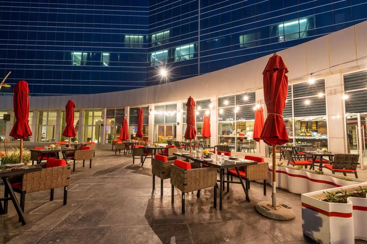 THE ART HOTEL & RESORT AMWAJ ISLANDS