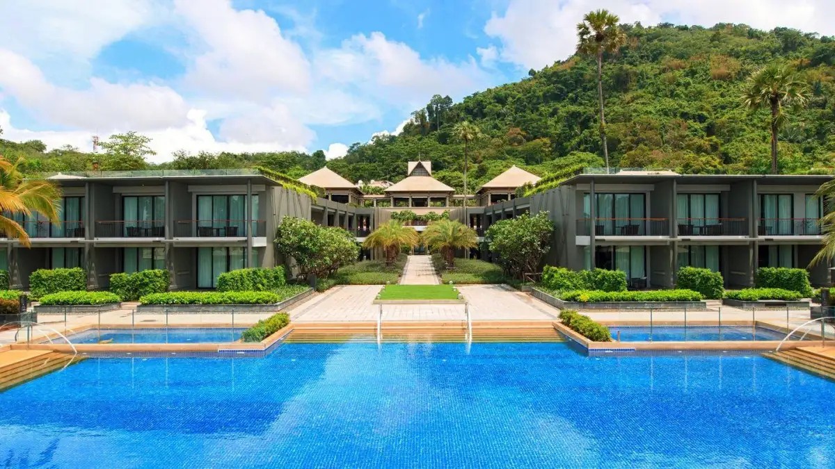 PHUKET MARRIOTT RESORT AND SPA NAI YANG BEACH