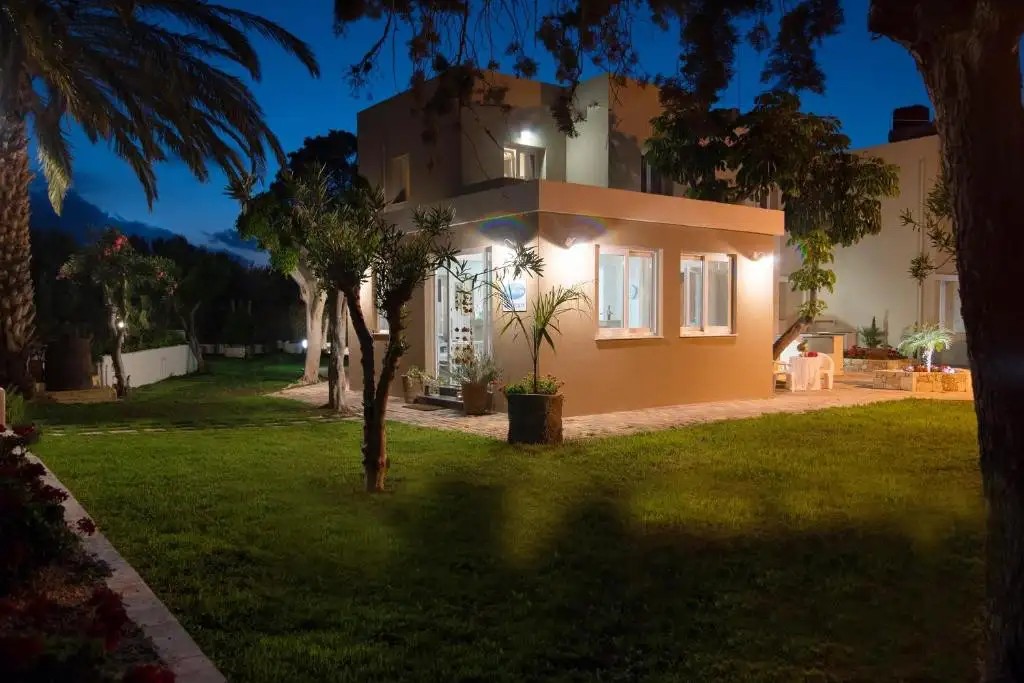 BLUE SKY APARTMENTS MALIA