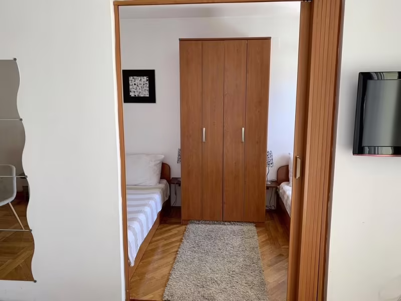 POZNANOVIC APT