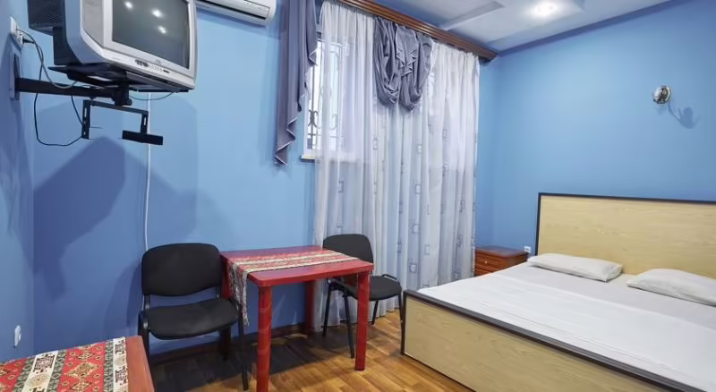 BELLA HOTEL