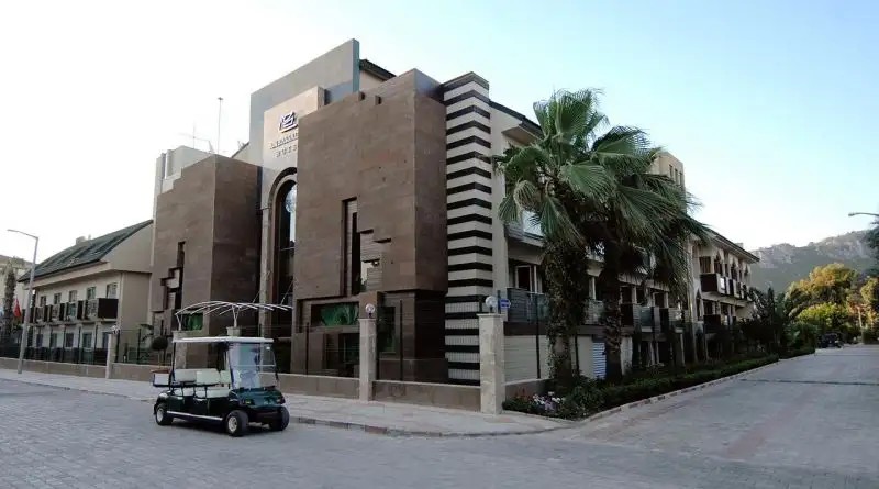 ROYAL AMBASADOR HOTEL (EX. AMBASSADOR ANEX)