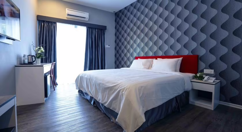 CENANG PLAZA BEACH HOTEL