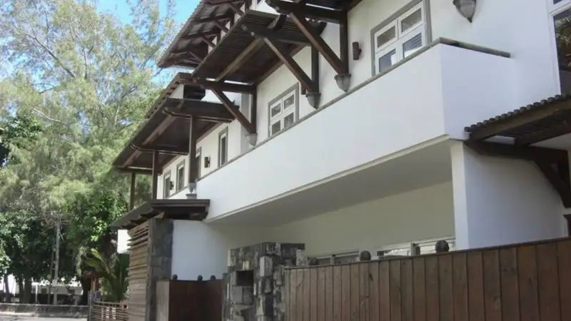 DODOLA LODGE
