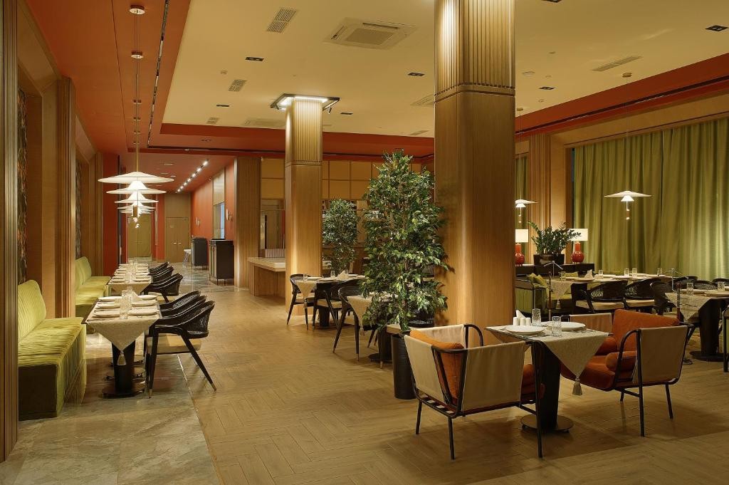 NEOS HOTEL