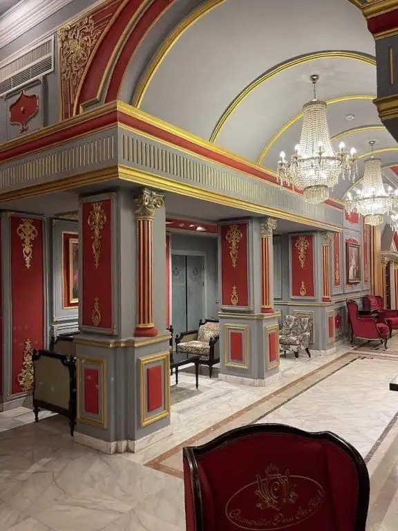 COSMOPOLITAN PLAZA INN (COSMOPOLITAN)