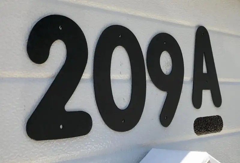 ГОСТЕВОЙ ДОМ НА САМБУРОВА 209А