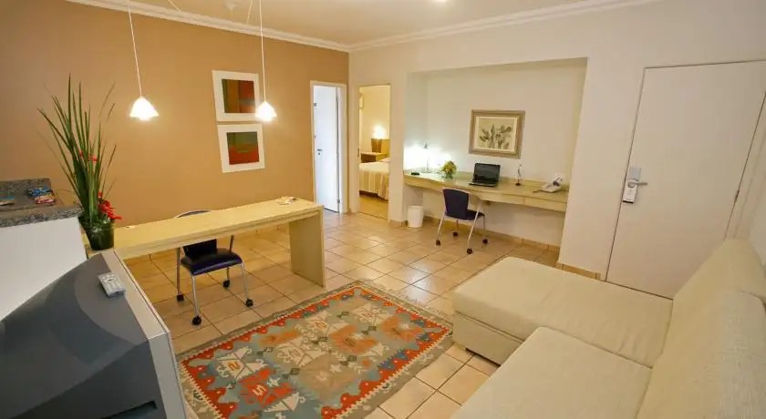 PLAZA INN FLAT ARAXA