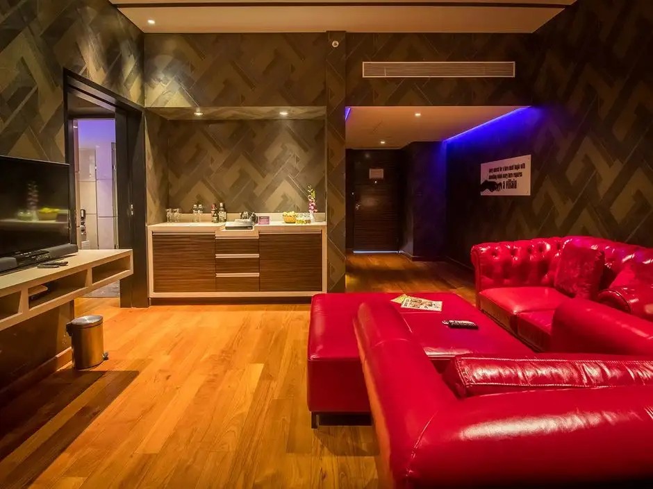 PLANET HOLLYWOOD BEACH RESORT