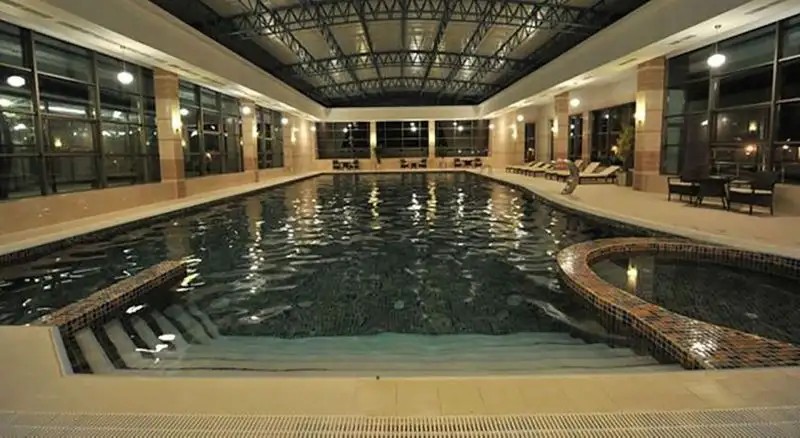 CHINAR HOTEL & SPA NAFTALAN