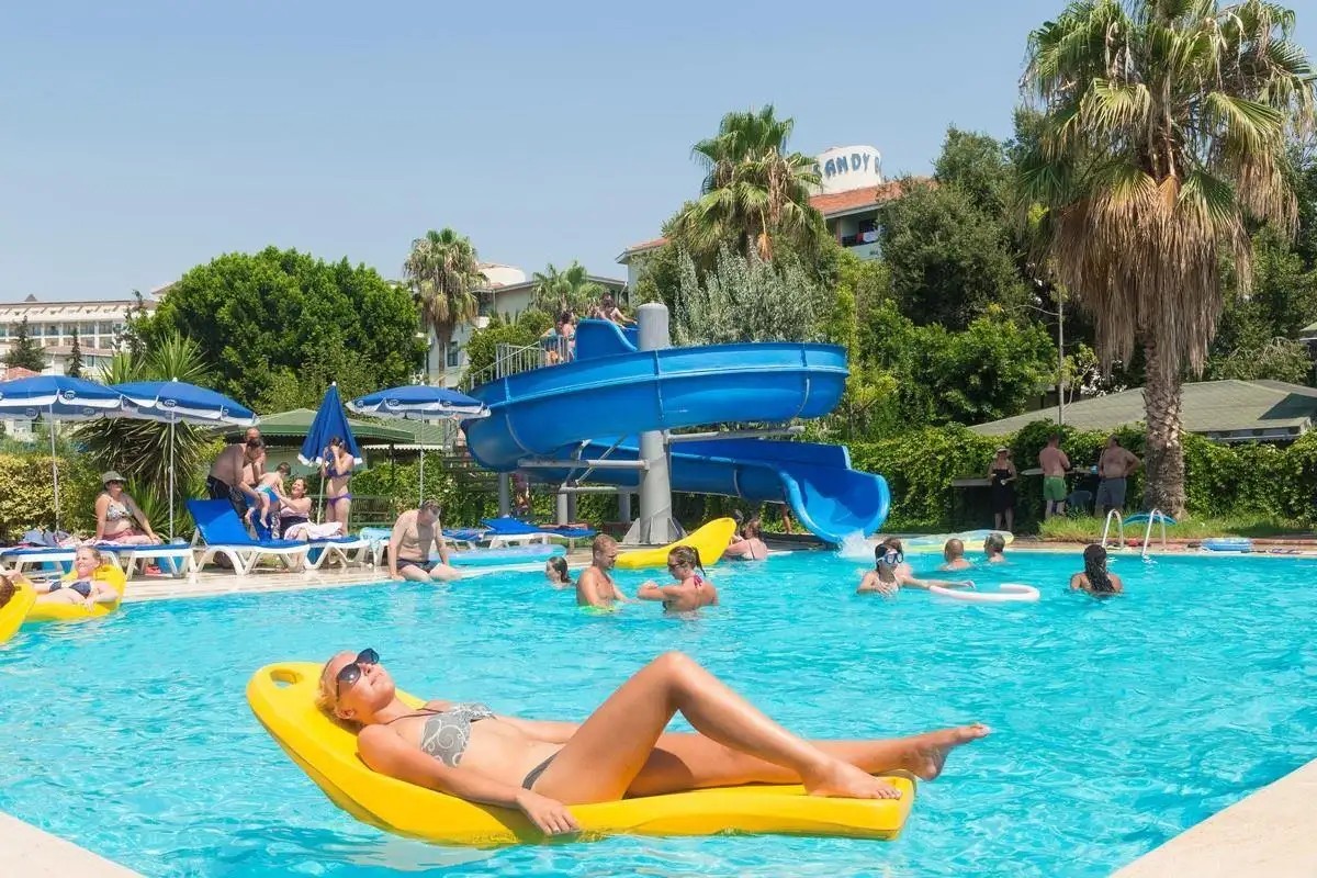 SANDY BEACH HOTEL
