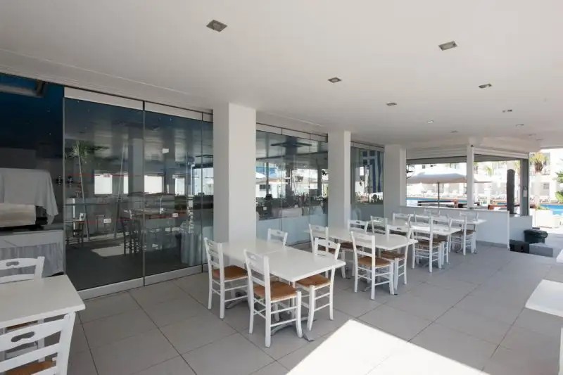 TSOKKOS HOLIDAY HOTEL APTS