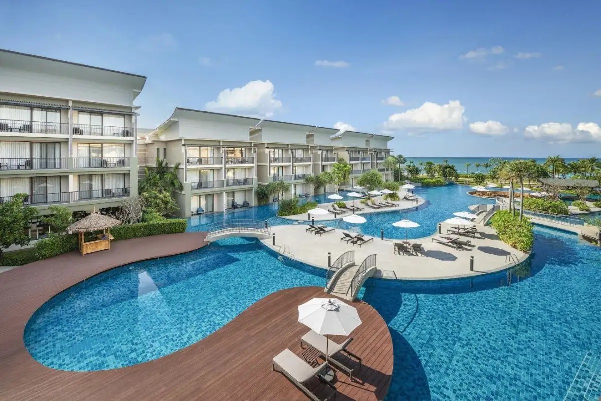 LE MERIDIEN KHAO LAK RESORT & SPA (EX. BANGSAK MERLIN RESORT)