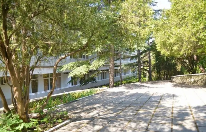 ГОСТИНИЦА АДМИРАЛ ЯЛТА