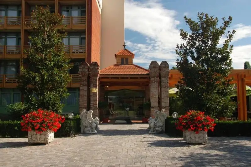 THERMAL HOTEL HARKANY