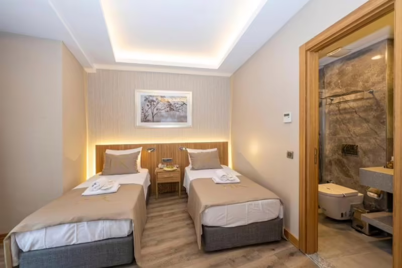 RAVI HOTEL