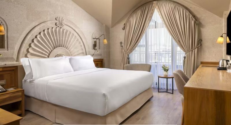 deluxe with balcony