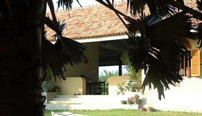 KHOMBA HOUSE