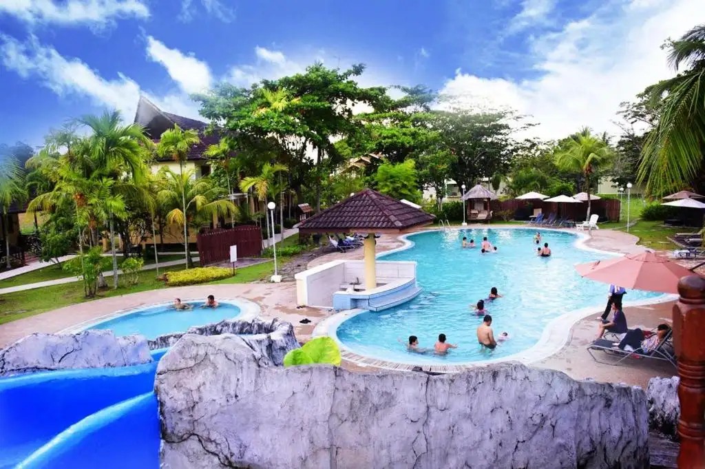 BERINGGIS BEACH RESORT