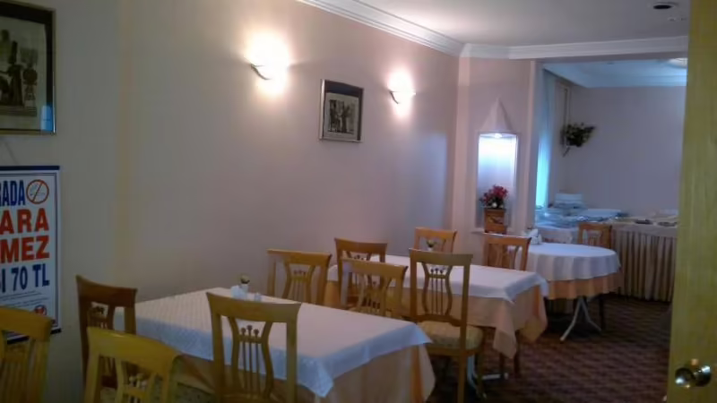 YALTA HOTEL LALELI
