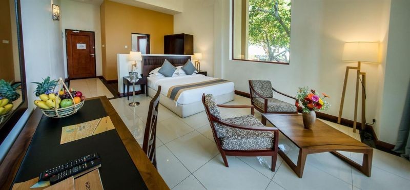 suite with jacuzzi