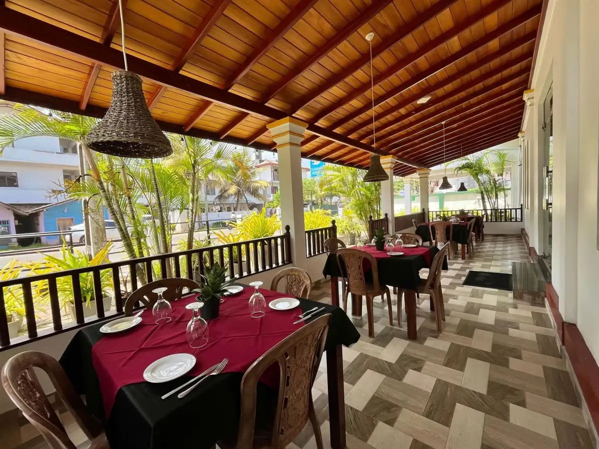 SUNDOWNERS GUEST HOUSE (EX. DRIFTERS GUEST HOUSE)