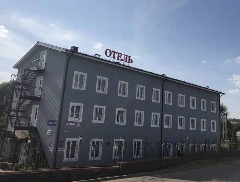 ОТЕЛЬ НА ЗАРЕЧНОЙ