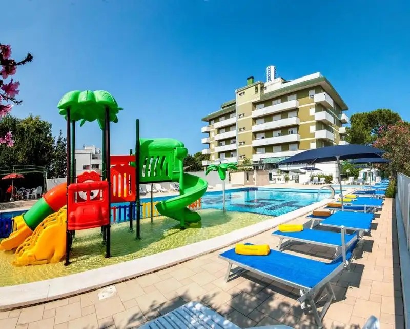 SMERALDO HOTEL GIULIANOVA
