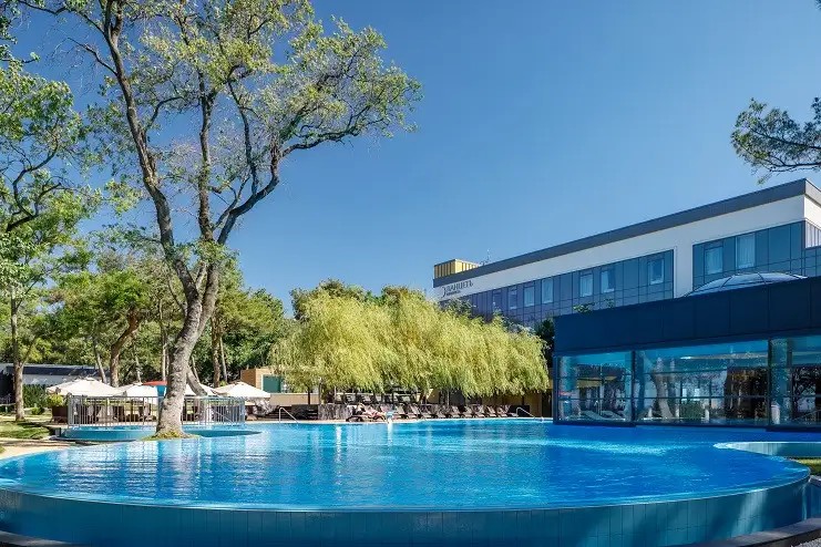 ПРИМОРЬЕ GRAND RESORT HOTEL