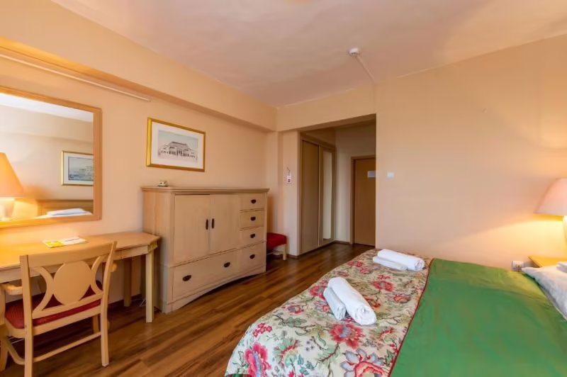 FIT HEVIZ (EX. CE QUELLE) 