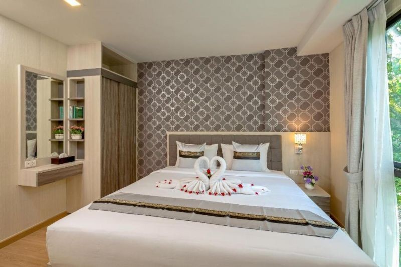 2 bedroom penthouse private pool sea view
